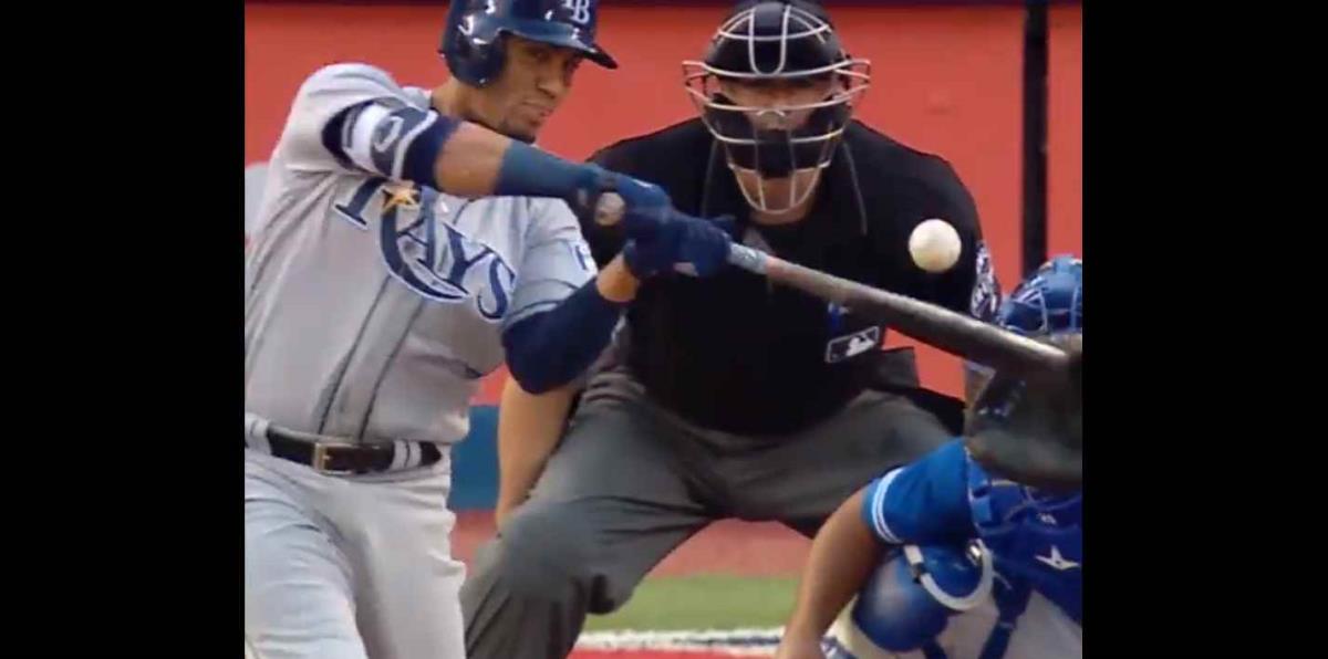 First home run by Puerto Rican rookie Michael Pérez