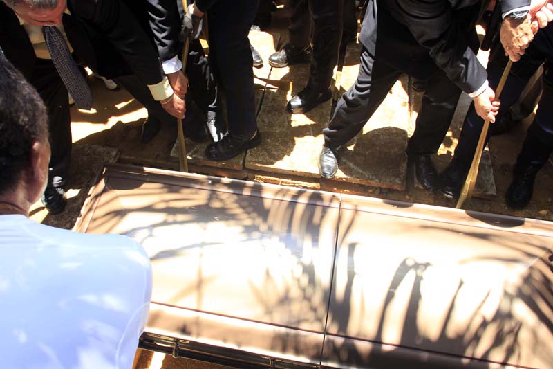 Cientos se despiden de Yiye ÁvilaFOTOS Y VÍDEO