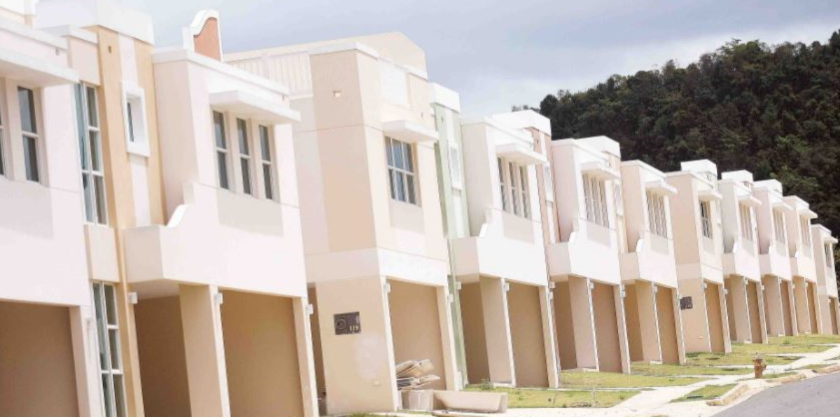 Cómo invertir en casas reposeídas