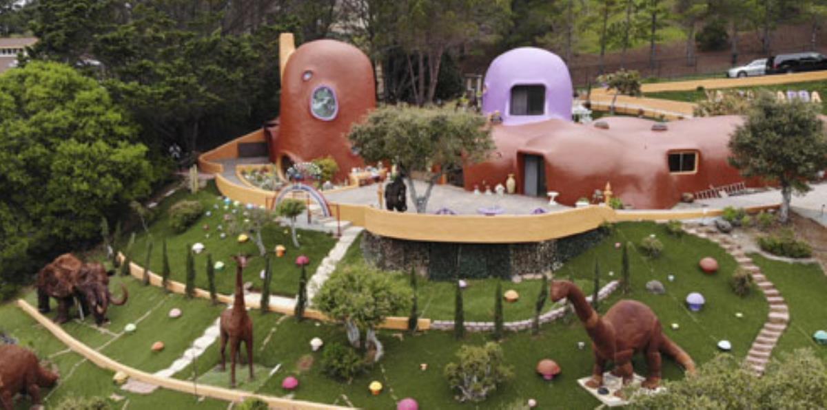 Casa de los Picapiedra molesta a vecinos de California