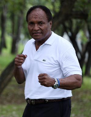 Carlitos Colón: La estrella y el famoso leotardo -VÍDEO