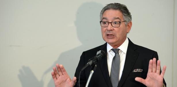 Bonistas Del Patio Esperan Por Que El Gobierno Actue Por Ellos